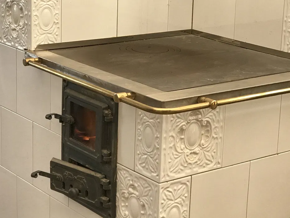 Zdun,budowa i naprawa pieców.