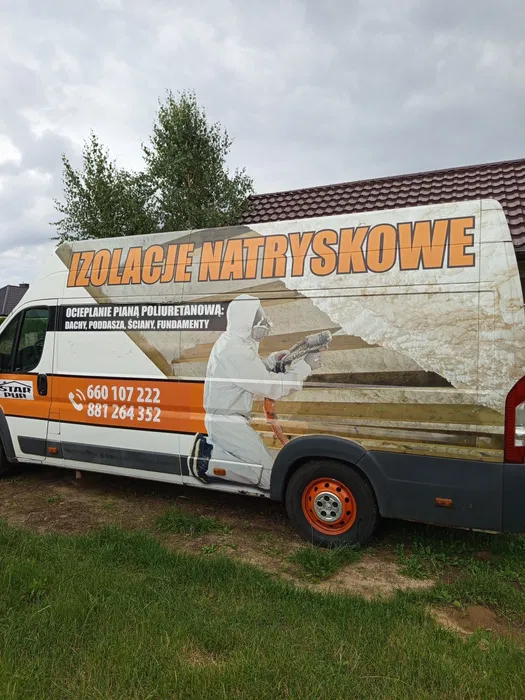 Izolacje natryskowe pianą PUR,ocieplenia.