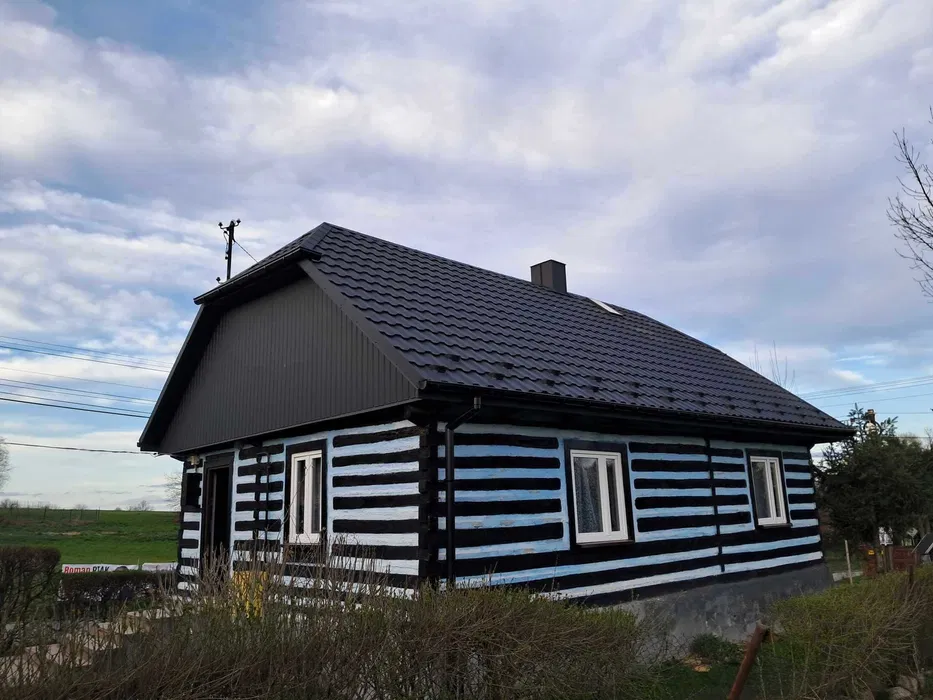 Dach podbitka wiata taras stajnia rynny adaptacja poddasza podłoga