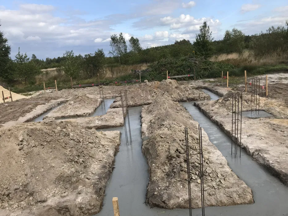 Usługi budowlane - budowa domów , prace murarskie i inne