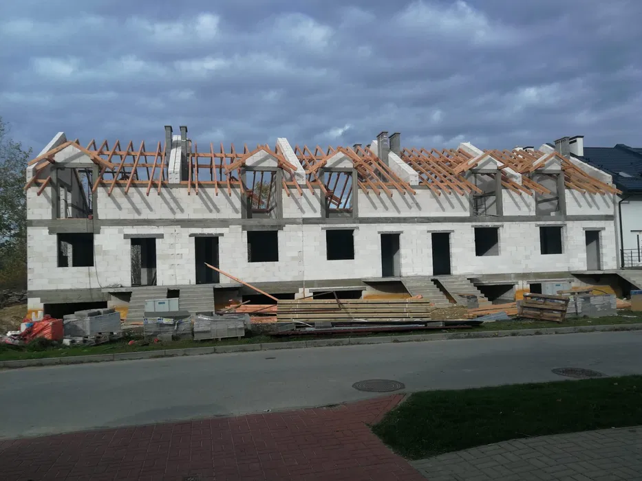 Dachy dekarz pokrycia dachowe więźba ciesielstwo