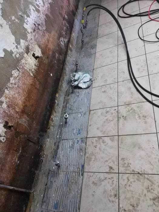 Hydroizolacje, Iniekcje ciśnieniowe, osuszanie budynków.
