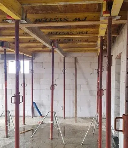 Dzwigary stemple doki sklejka szalunkowa szalunek stropowy