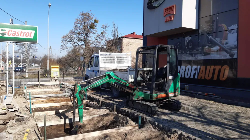 Budowa domów, usługi budowlane DBS