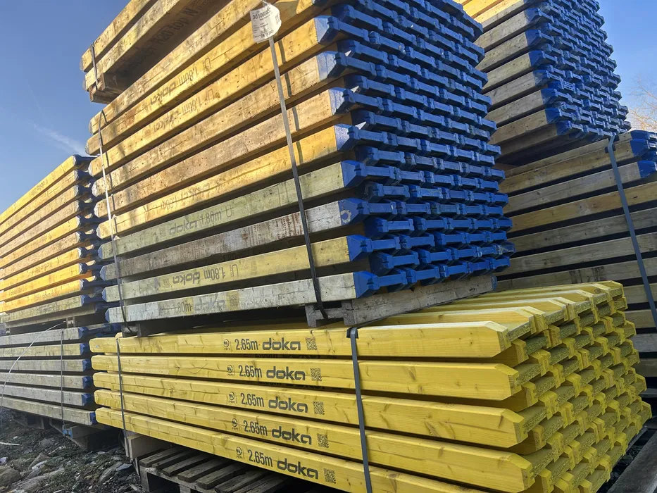 Wynajem szalunkow doka dzwigary sklejka szalunkowa stemple