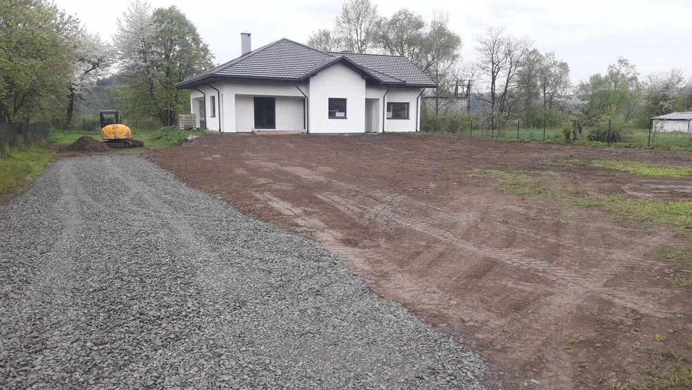budowa domów murowanych szkieletowych elewacje usługi koparką wykończe