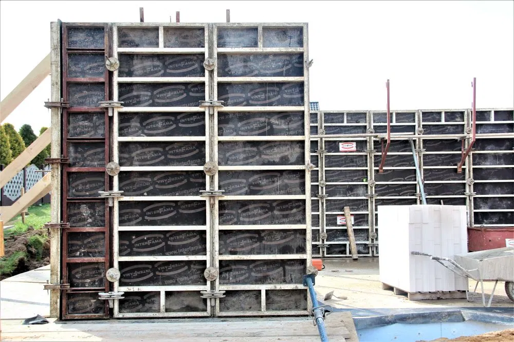 Szalunki Wynajem szalunków stropowych - ściennych Dźwigary Podpory