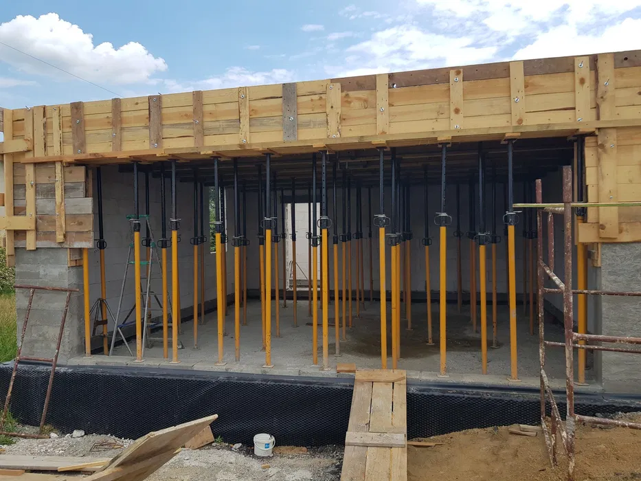 Szalunki stropowe wynajem TANIO