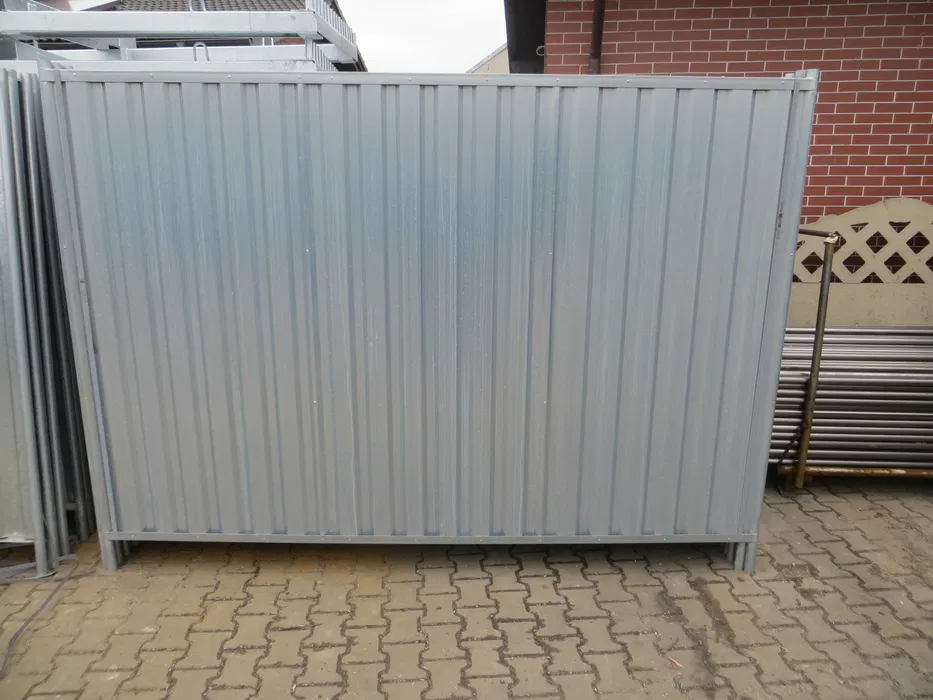 Wynajem ogrodzeń tymczasowych / budowlanych