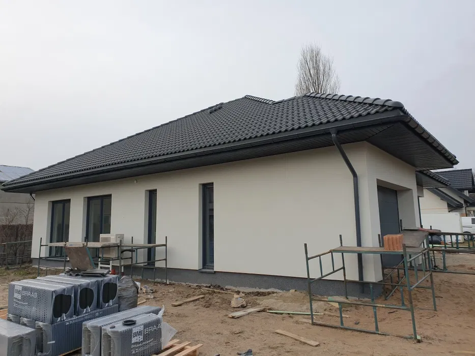 Dachy , Usługi Blacharsko-dekarskie