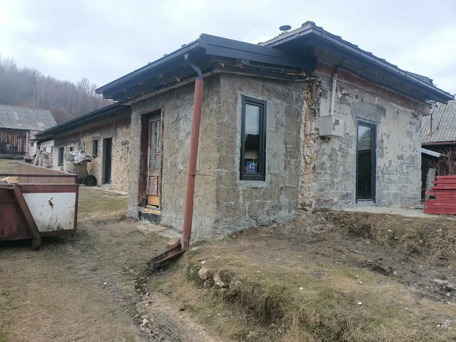 Docieplenia, tynki, elewacje