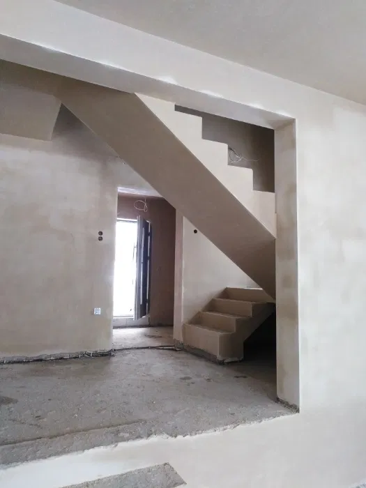 Stemple budowlane metalowe regulowane wynajem