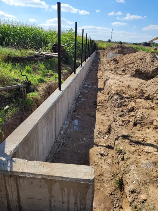 Budowy silosów utwardzanie placów betonem budowy obór szamb