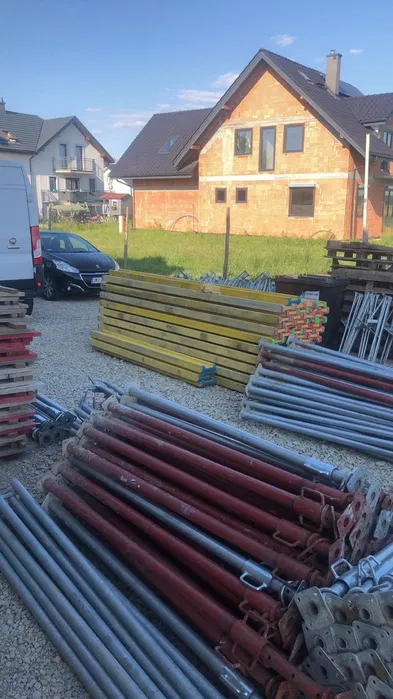 Wypożyczalnia szalunki stemple podpory korony dźwigary rusztowanie