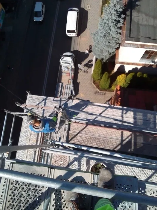 RUSZTOWANIA Kraków 502 I 516 I 752 Wynajem rusztowań kraków aluminiowe