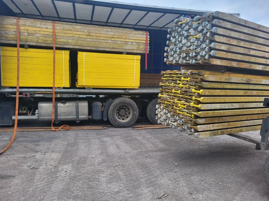 Wynajem szalunków dzierżawa wypożyczalnia stemple doki Sklejki