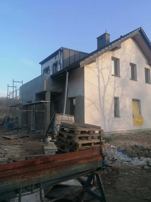 Kompleksowa budowa domów. Remonty i wykańczanie. Mury, płyty żelbetowe