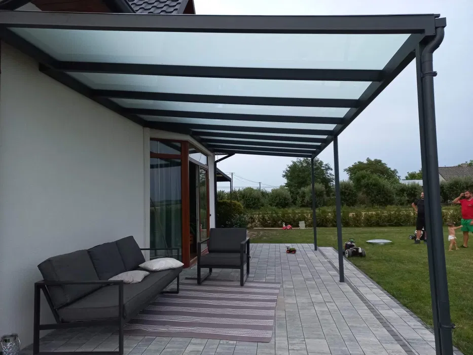 Konstrukcje Aluminiowe, zadaszenia szklane,Pergole, ogrody zimowe
