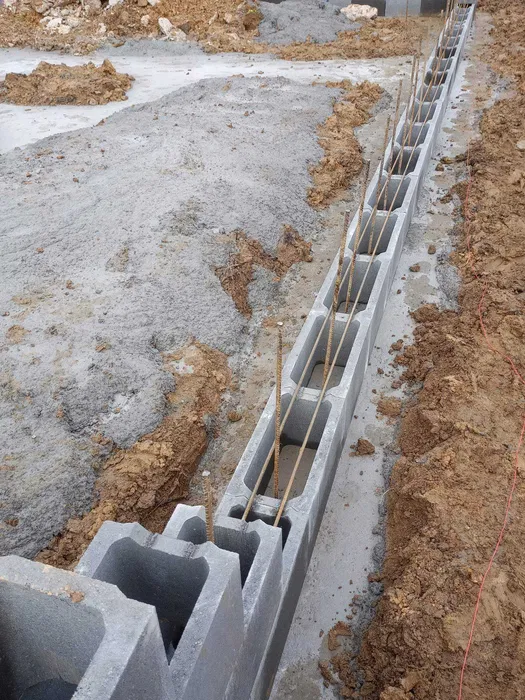 Fundamenty Płyty fundamentowe Murowanie Stropy