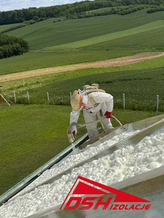 Ocieplenie pianą PUR, Ocieplanie piana PUR , izolacja poddasza