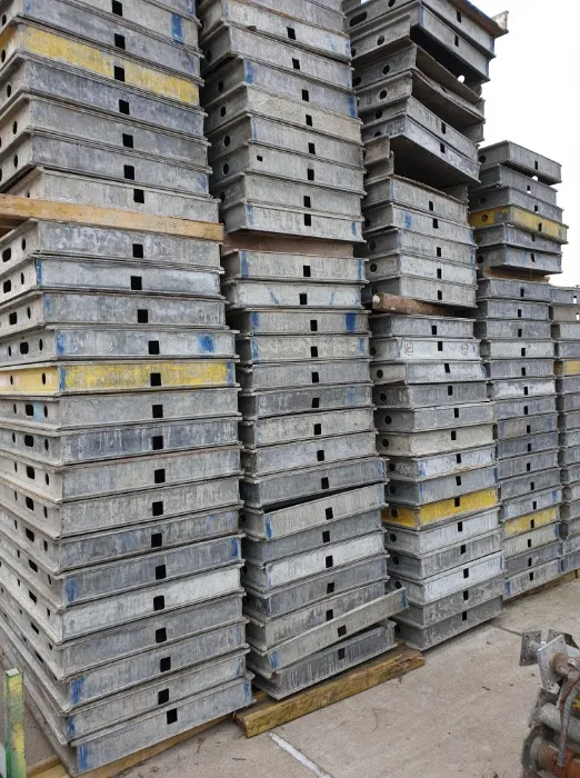 Wynajem szalunków stropowych stemple sklejka szalunki wynajem cała PL