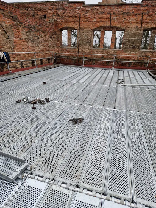 Rusztowania rusztowanie elewacyjne modułowe sprzedaż dzierżawa montaż