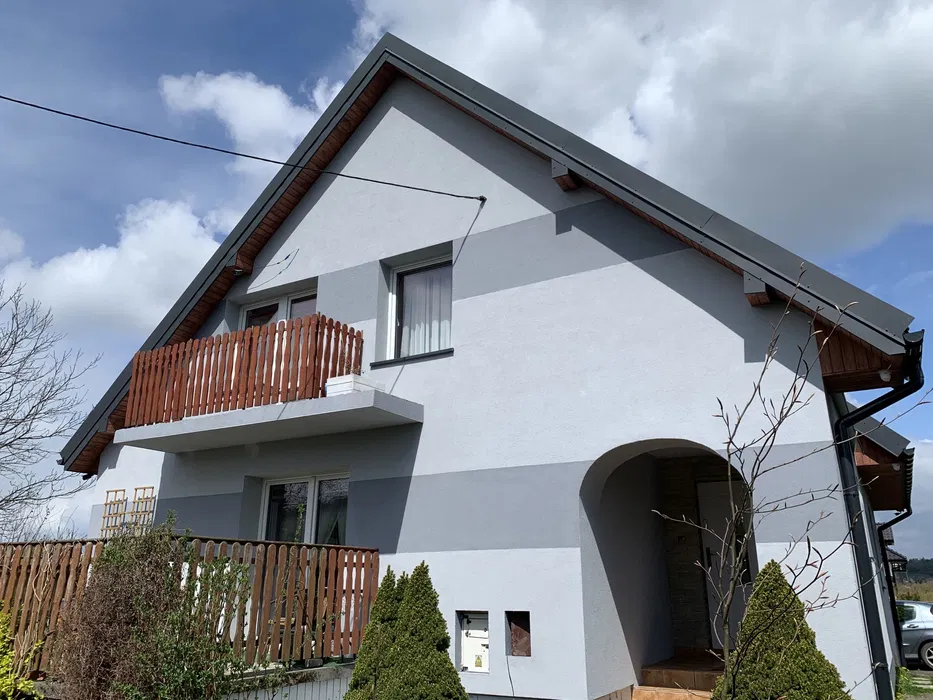 Budowa domu, budowa od podstaw, osiedla mieszkalne, prace budowlane