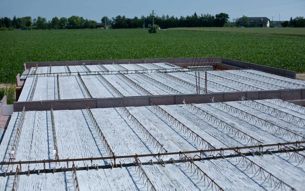 Ocieplenie Posadzki IZZI THERM – Styrobeton, Pod Wylewki, Mixokret
