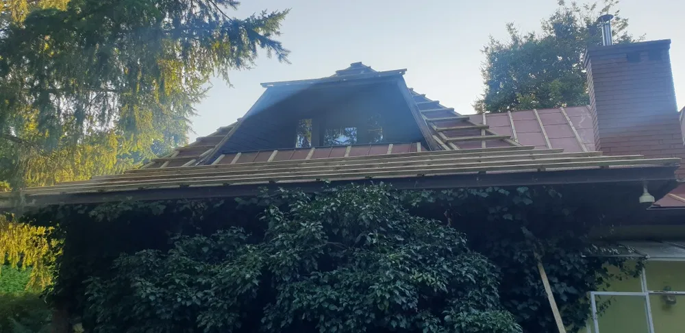Dekarz papa rynny pokrycja kompleksowa budowa dachu