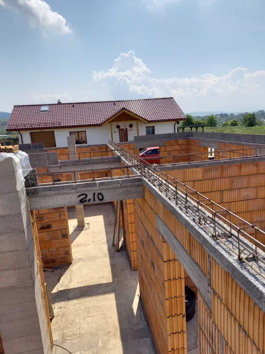 Kompleksowa budowa domów, Dekarstwo, Odśnieżanie dachów