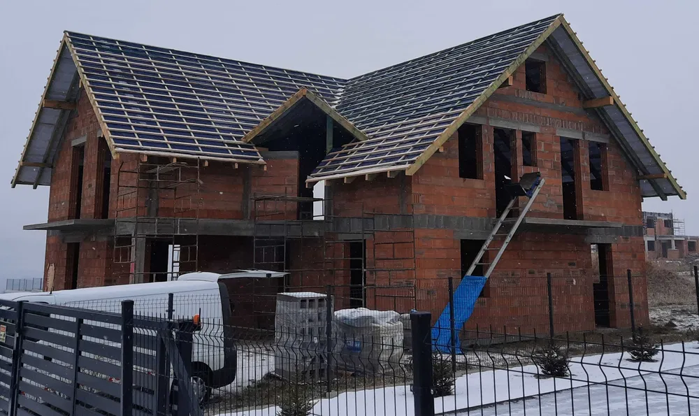 Kompleksowa budowa domów, Dekarstwo, Odśnieżanie dachów
