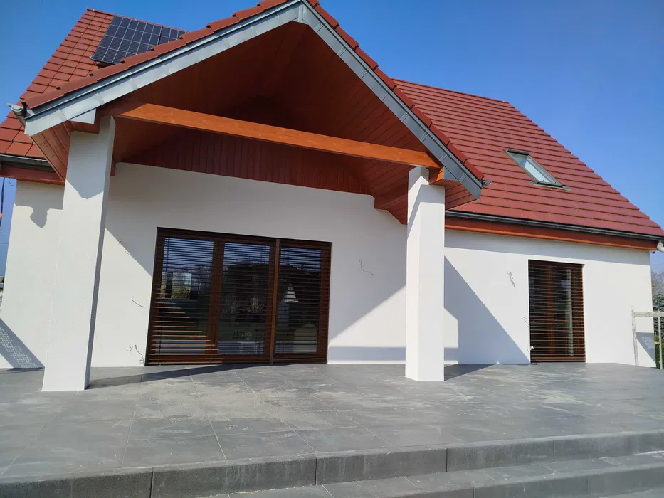 Ocieplenia domów, Docieplenia domów,Elewacje domów, Montaż Podbitki