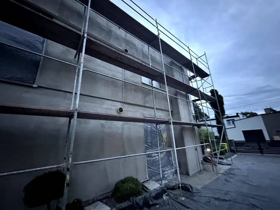 Wynajmij rusztowanie bez montażu - postaw sobie sam i oszczędzaj !