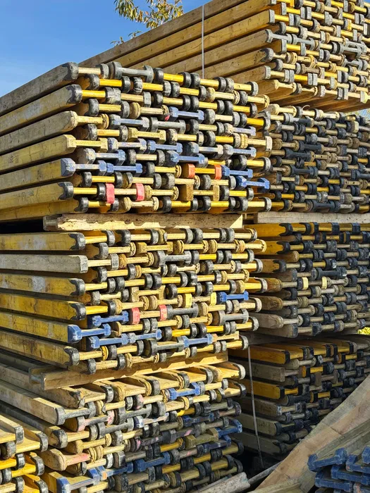 Wypożyczalnia szalunków wynajem szalunków szalunki stemple