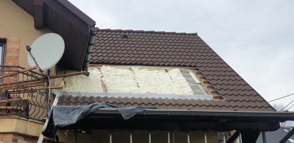 Ocieplenie Pianą PUR Ocieplanie pianką Izolacja Poddasza Dachu Ruda Śl