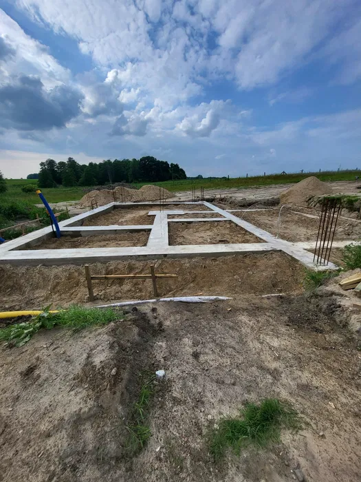 Uslugi Budowlane-Gładzie ,malowanie zabudowy poddasza
