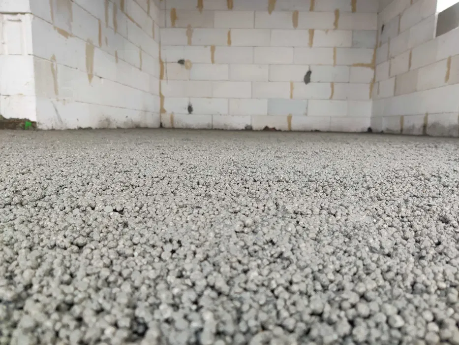 Wylewki cementowe, posadzki z mixokret, styrobeton, izolacja styropian
