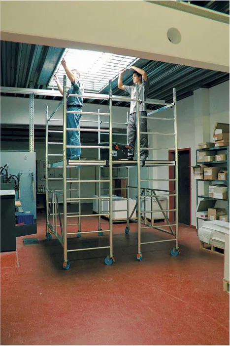 MOBILNA PLATFORMA rusztowanie różna wielkość wysokość do wnętrz