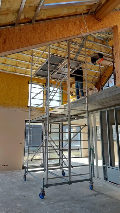 MOBILNA PLATFORMA rusztowanie różna wielkość wysokość do wnętrz