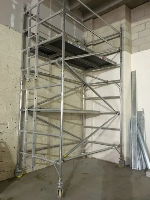 Rusztowania aluminiowe przejezdne WYNAJEM ATRAKCYJNE CENY NAJMU.