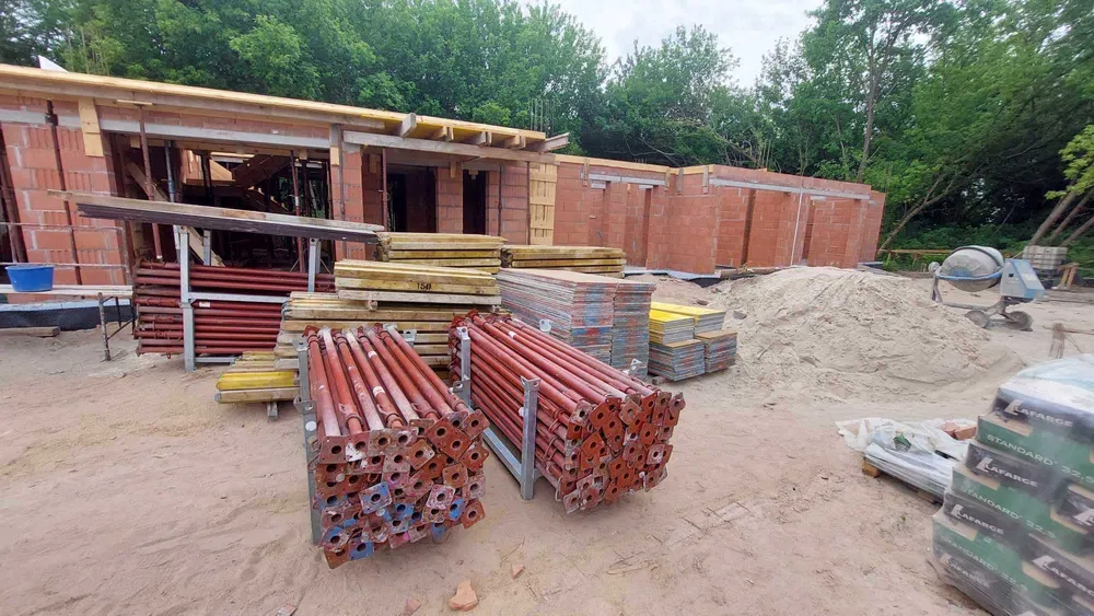 Szalunki do betonu stropowe stemple metalowe budowlane podpory doki