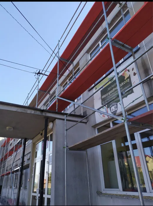 Rusztowanie elewacyjne fasadowe modułowe wynajem montaż TANIO