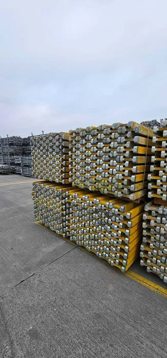 Sprzedaż - wynajem szalunków ściennych , łukowych , rusztowań ,inne