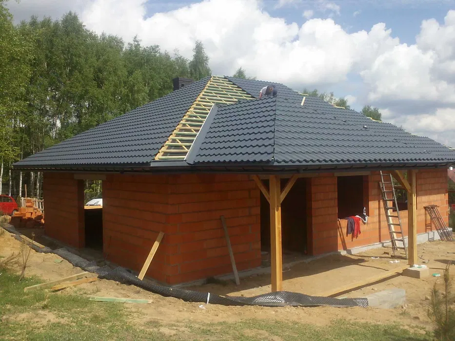 Budowa domów, dachy, docieplenia elewacji, instalacje, kompleksowo.