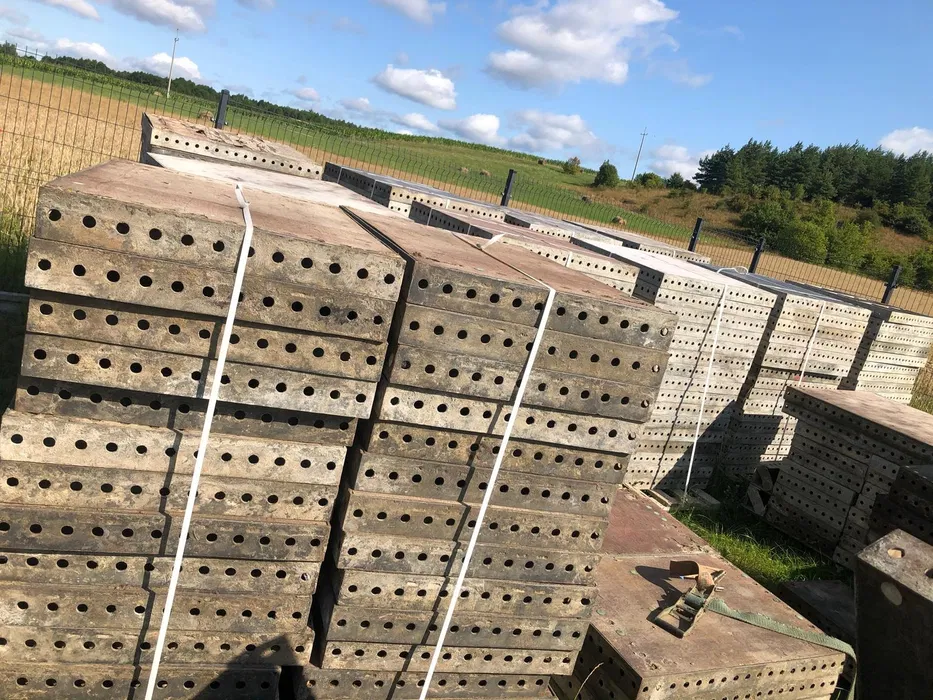 Wynajem szalunków ściennych i stropowych