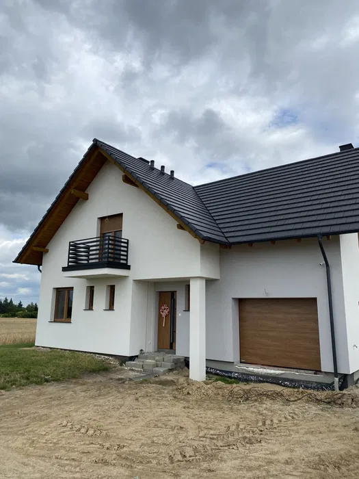 Wykończenia wnętrz, układanie płytek, szpachlowanie, elewacje