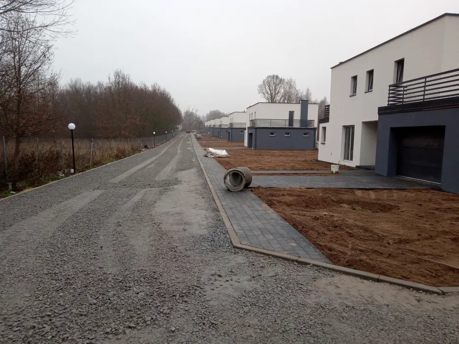 Budowa dróg dojazdowych