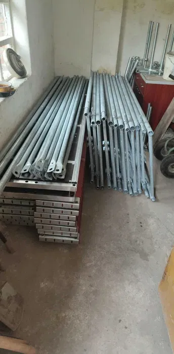 Stemple budowlane wynajem