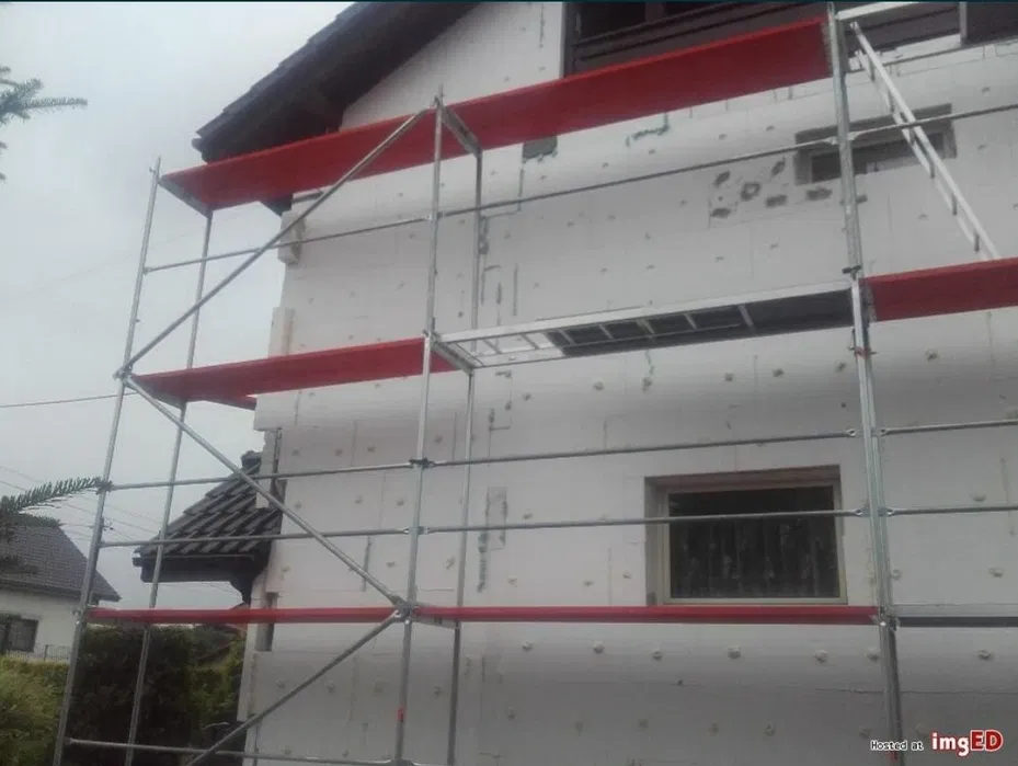 Sprzedaż wynajem rusztowań Plettac,drabin dekarskich młotów osuszaczy