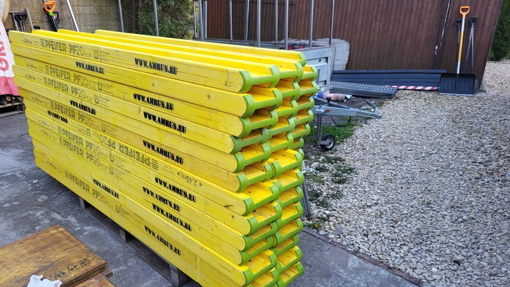 Wynajem szalunków Katowice stojaków wynajem sztyce stemple dźwigar